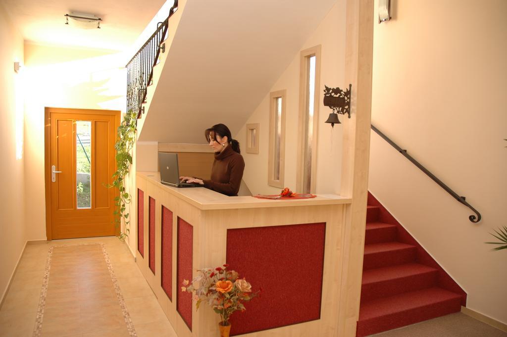 Hotel & Restaurant Signal Pardubice Dış mekan fotoğraf