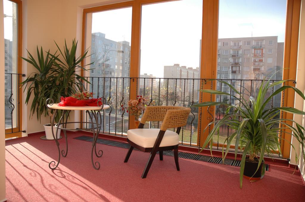 Hotel & Restaurant Signal Pardubice Dış mekan fotoğraf